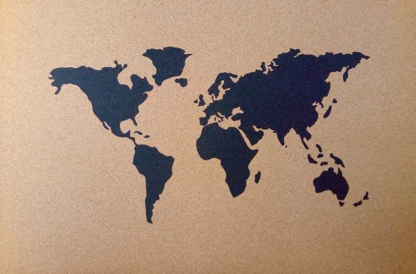 Ilmoitustaulun maailmankartta luonnollinen